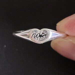 Zanni heart signet nope ring - size 9